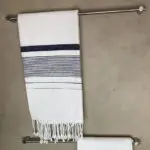 white Moroccan handmade hammam towel with dark blue stripes