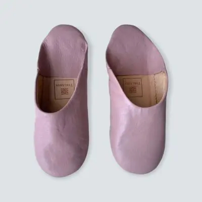 Moroccan handmade slippers in light violet