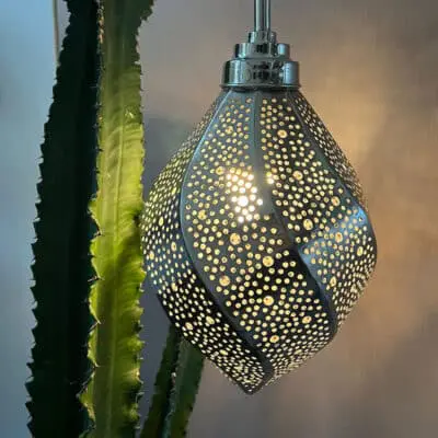 Lampe marocaine twist en métal argenté