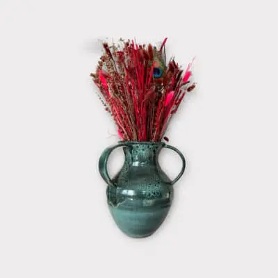 Vase aus Steingut in einer schönen grün gesprenkelten Farbe – drei Griffe oben