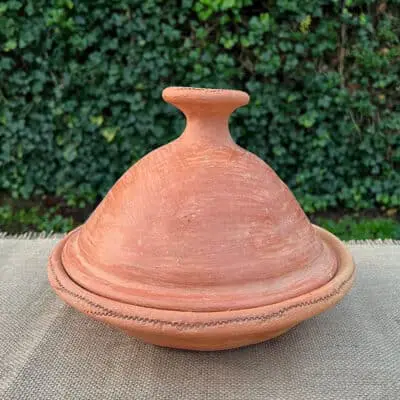 Moroccan tagine in earthenware - unglazed