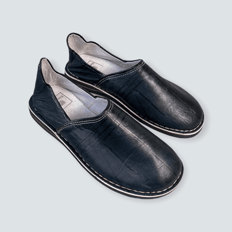 Slippers med spænder og rå kanter. Hvid main image 1