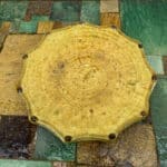 Geel bord 26 cm in tamegroute keramiek