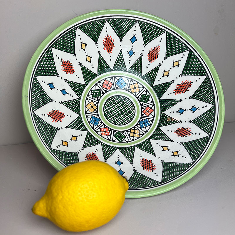 Se Marokkansk Keramik skål - 26cm GRØNTONER - Lime Berber hos Tibladin.dk