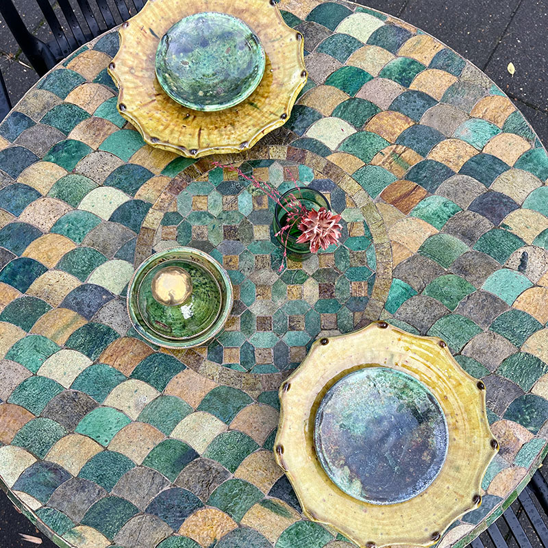 Billede af Små tallerkner i grøn Tamegroute keramik 14-16 cm