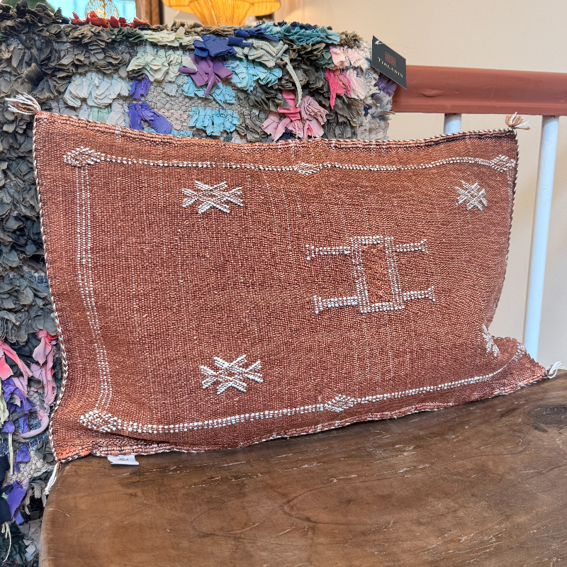 Motif 1 in earthy tones. Cactus silk pillowcase handmade in Morocco. Measures 40x60 cm.