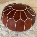 Moroccan pouf in cognac colored leather without a pattern in the middle_1
