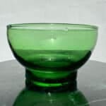 Grön glasskål _modell 2