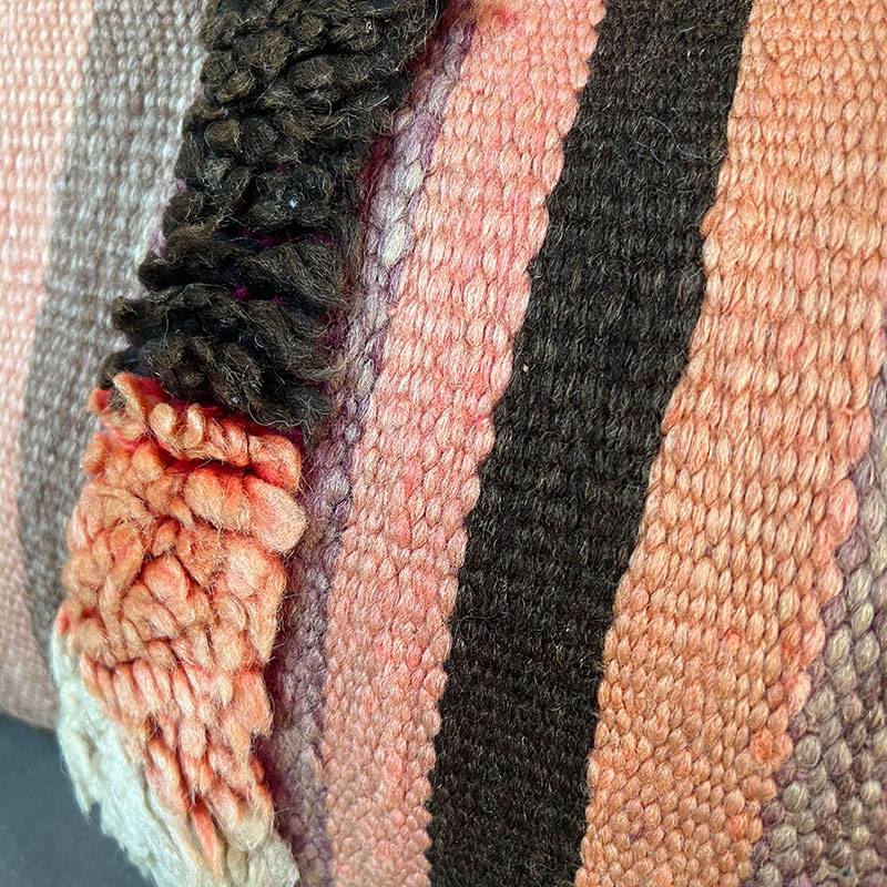 Marokkaans kussen gemaakt van vintage tapijt_TEDDY_motief 7