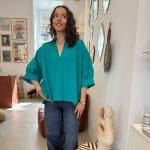 Shirt ANGEL TIDE_ turquoiseblauw shirt met opgenaaide engelenvleugels op de rug