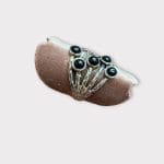 ring i sølv med svarte onykssteiner_Nocturne