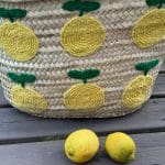 LEMON LOVE_panier - panier en osier avec 6 citrons jaunes brodés avec des feuilles vertes