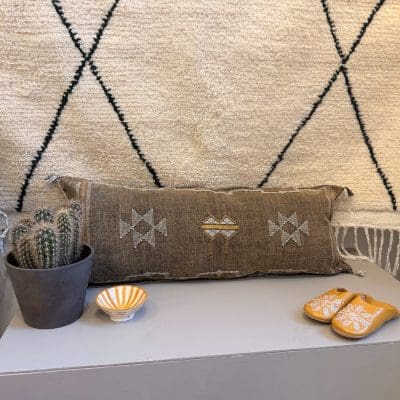 aflang pude kaktussilke i brun