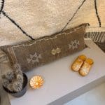 aflang pude kaktussilke i brun