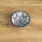 Prachtige Marokkaanse keramieken kommen met het traditionele Marokkaanse patroon in donkerblauw. 20 cm in diameter en handgemaakt in Marokko.