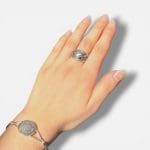 Tamila 1 ring in zilver. Handgemaakt. Onderdeel van de Amara collectie.
