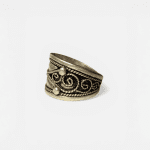 Tamila handgemaakte zilveren ring variant 2 - onderdeel van de Amara collectie.