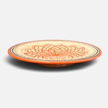orange keramik tallerken håndlavet i marokko, måler 26 cm.