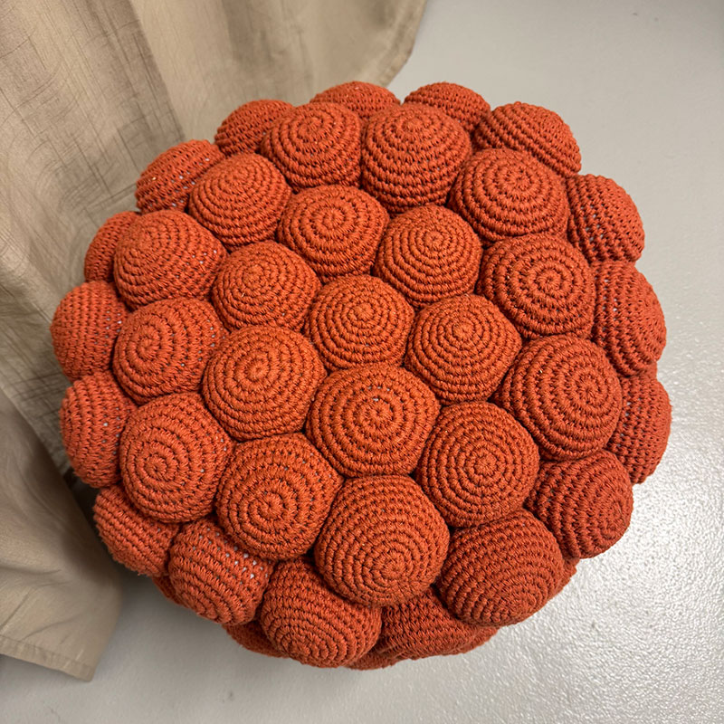 GALET puf/skammel i Terracotta