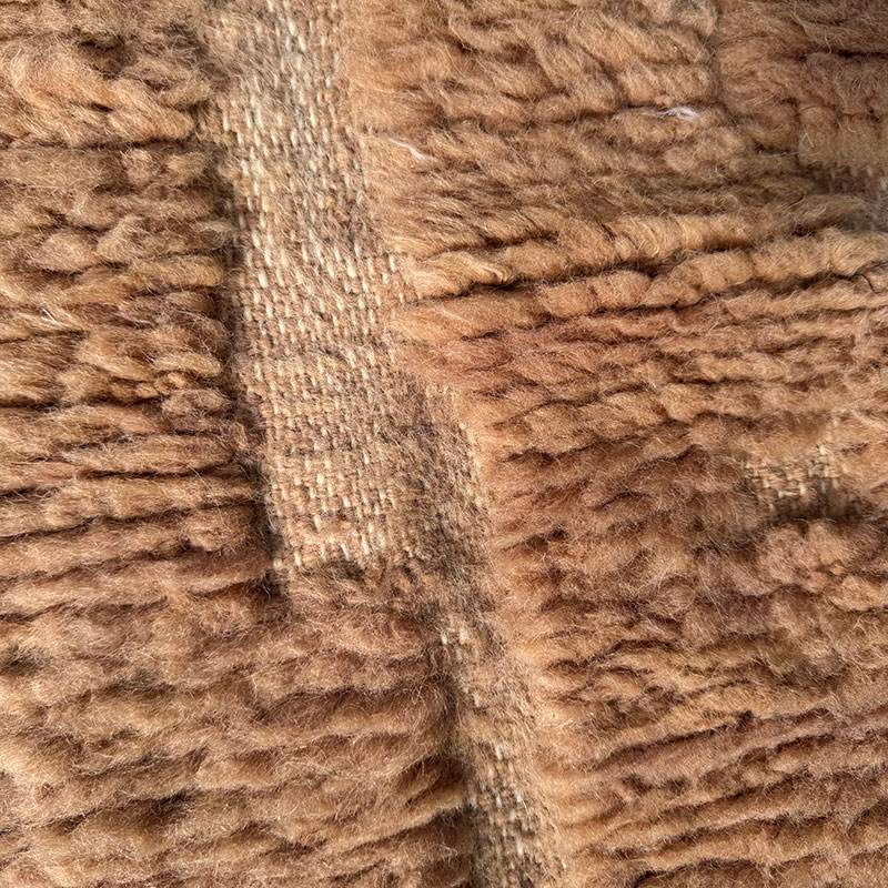 NOUHA Beni Ourain tapijt in een warme zandkleur