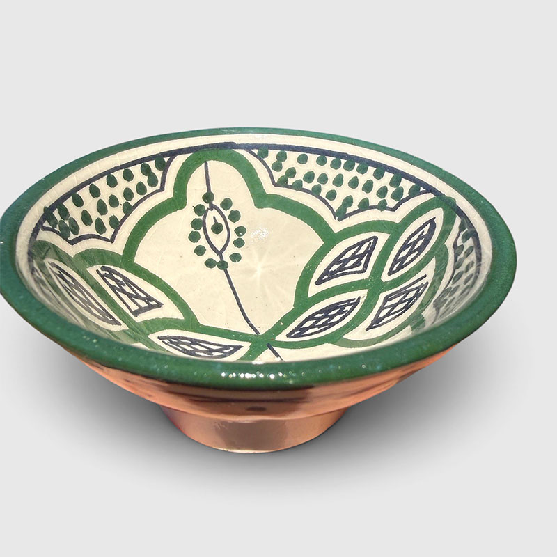 10 cm bowl in several shades of green