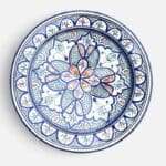 Blue dish with colored pattern and details in green and yellow, measuring 42 cm, handmade in Morocco.