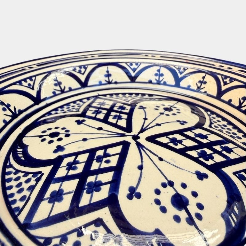 Beautiful couscous dish in ceramic measuring 28 centimeters. Blue. Handmade in Morocco.
