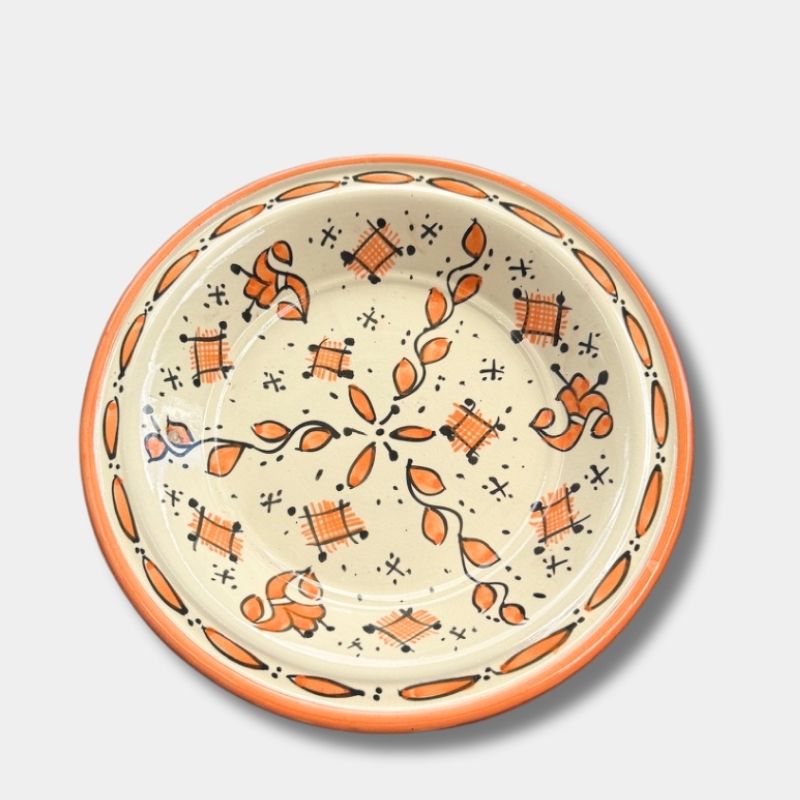 Magnifique plat à couscous en céramique de 28 centimètres de diamètre. Couleur orange, fabriqué artisanalement au Maroc.