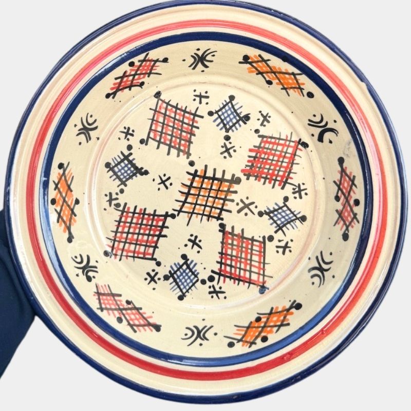 Beautiful couscous dish in ceramic measuring 28 centimeters. Blue, and handmade in Morocco.