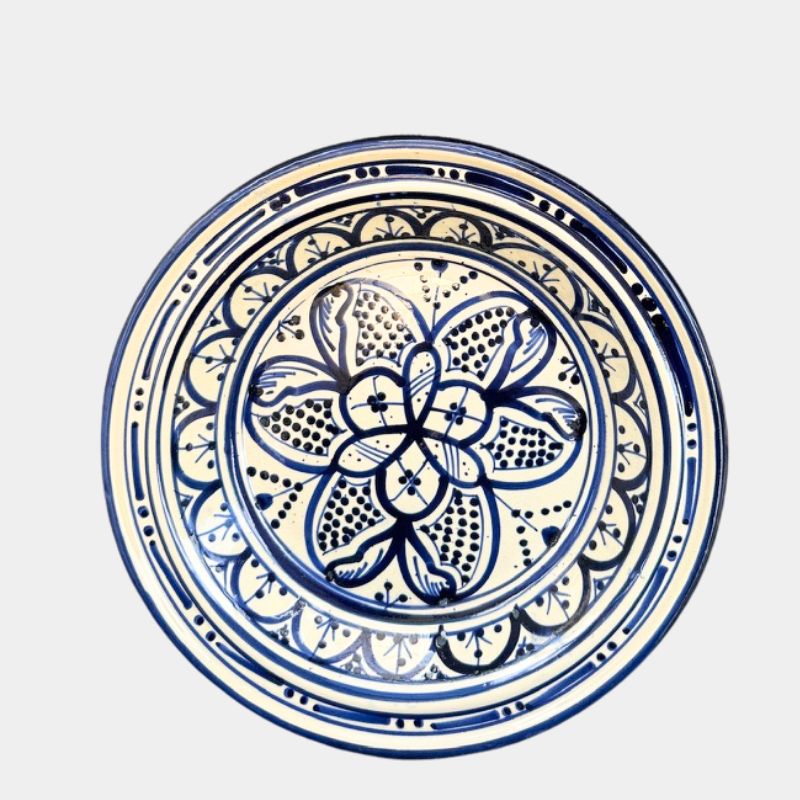 Beautiful couscous dish in ceramic measuring 28 centimeters. Blue. Handmade in Morocco.