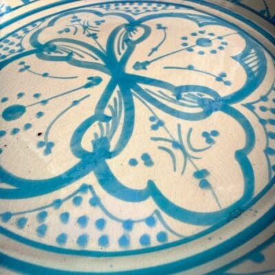 Beautiful couscous dish in ceramic measuring 28 centimeters. Light blue, and handmade in Morocco.