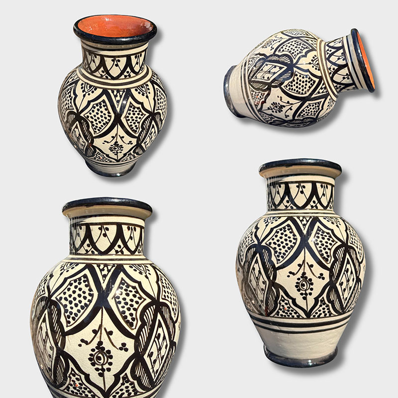 vase-sort-25-cm sort vase med mønster, måler 25 cm og er håndlavet i marokko.