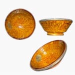 16 cm shell in ocher color with brass details